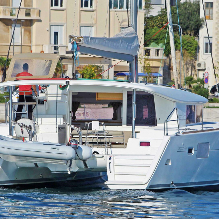 Jazz Point | Lagoon 400 photo 17