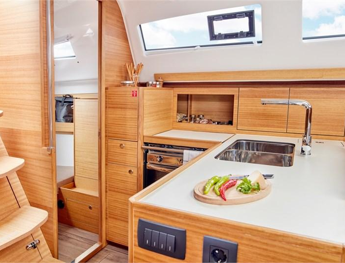 Liana | Elan Impression 40.1 photo 27