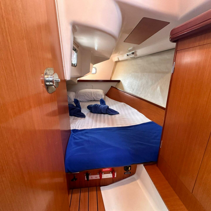 No regrets | Oceanis Clipper 323 photo 8