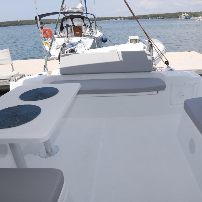 Gold Kiss | Excess 11 photo 2