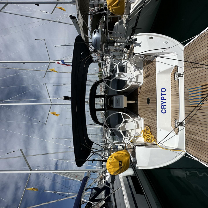 Crypto | Bavaria Cruiser 37 photo 3