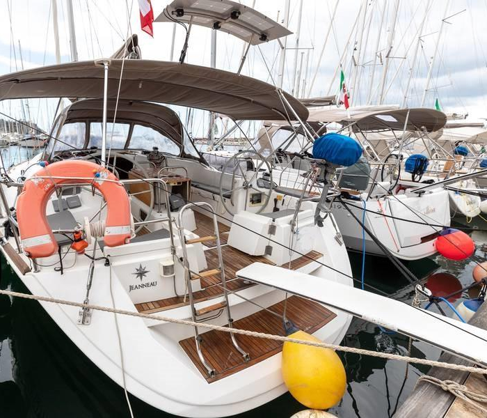 Oceania | Sun Odyssey 44 i photo 2