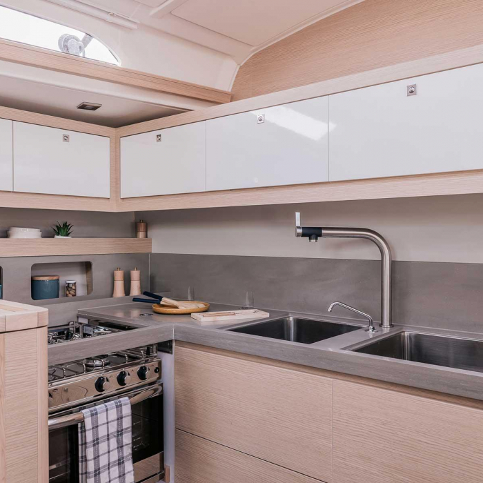 SCRUSCIU DU MARI | Dufour 470 photo 5