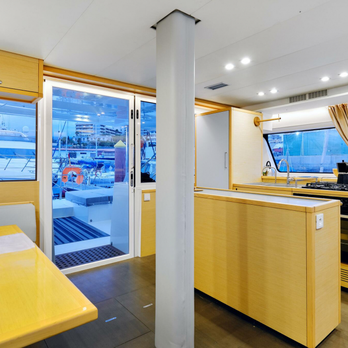 Neptuno | Lagoon 52F photo 40