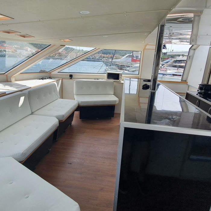 UPWIND 50 | Catamaran photo 22