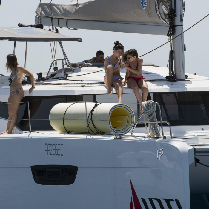 Astrea | Fountaine Pajot Astrea 42 photo 16