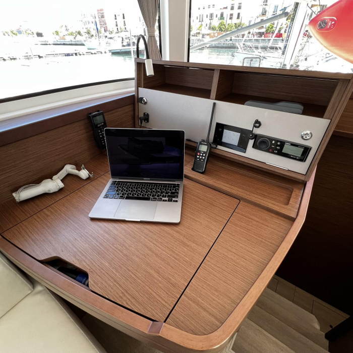 Odessa | Lagoon 42 photo 14