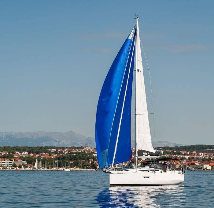 Stella Mare | Elan E4 photo 3