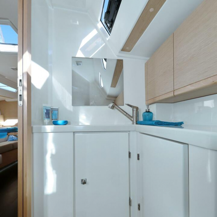 Larthia | More 40 photo 9