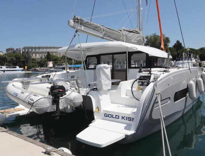 Gold Kiss | Excess 11 photo 22