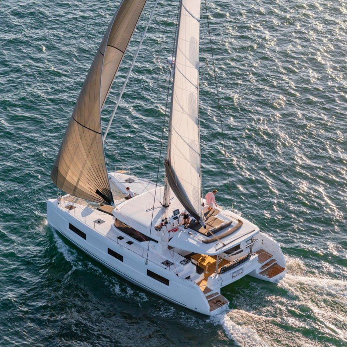 Mondango | Lagoon 46 photo 1