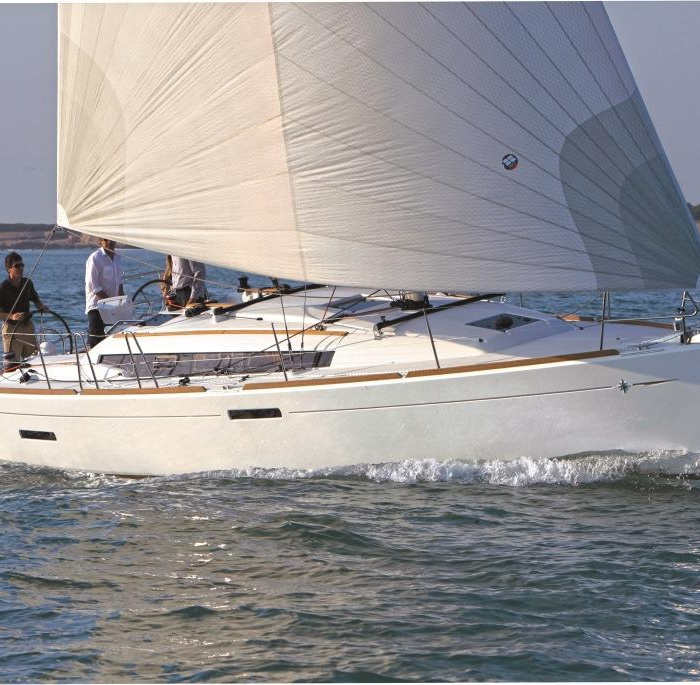 Argo | Sun Odyssey 379 photo 2