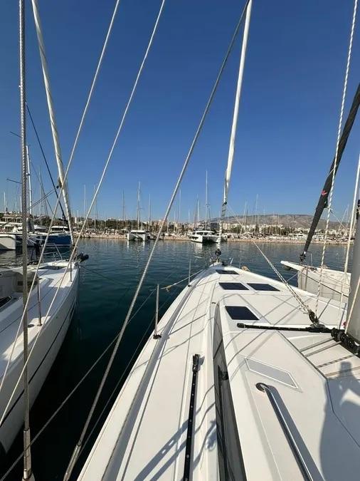  | Bavaria C45 photo 26