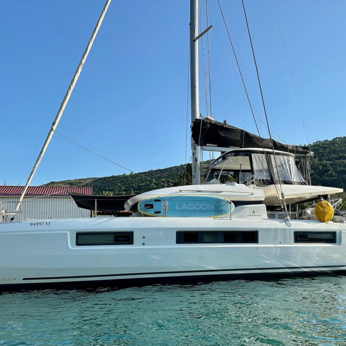 Princess Claire | Lagoon 50 photo 18