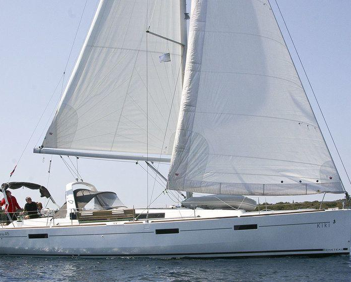 Kiki | Oceanis 45 photo 2