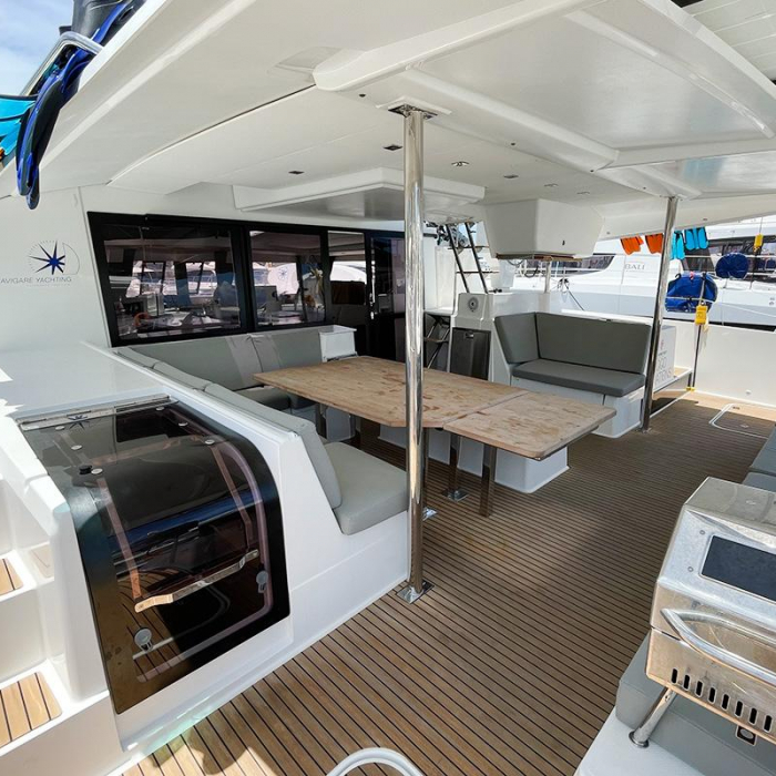 Good Vibrations | Fountaine Pajot Saba 50 photo 5
