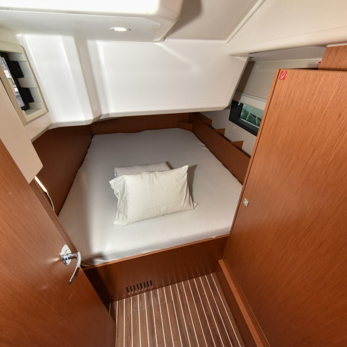Seka VI | Bavaria C38 photo 2