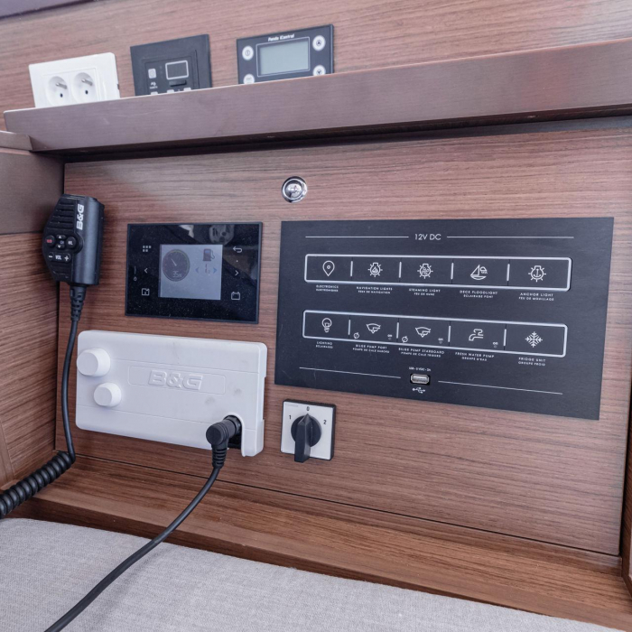 SAILOR MOON | Lagoon 40 photo 19