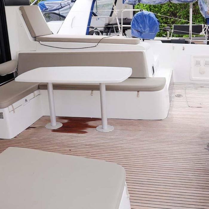 Lili | Lagoon 42 photo 5