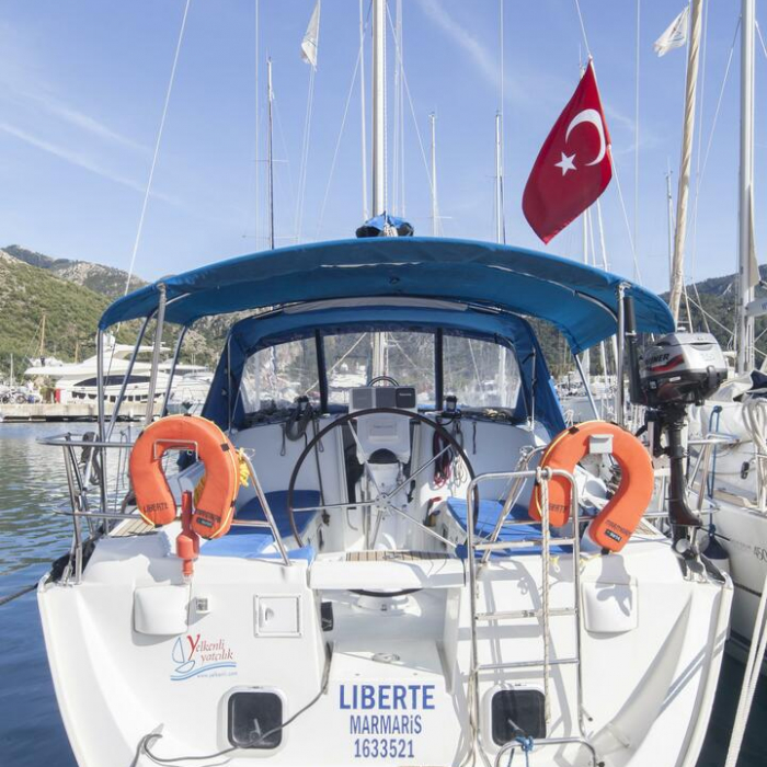 Liberte | Oceanis 373 photo 3