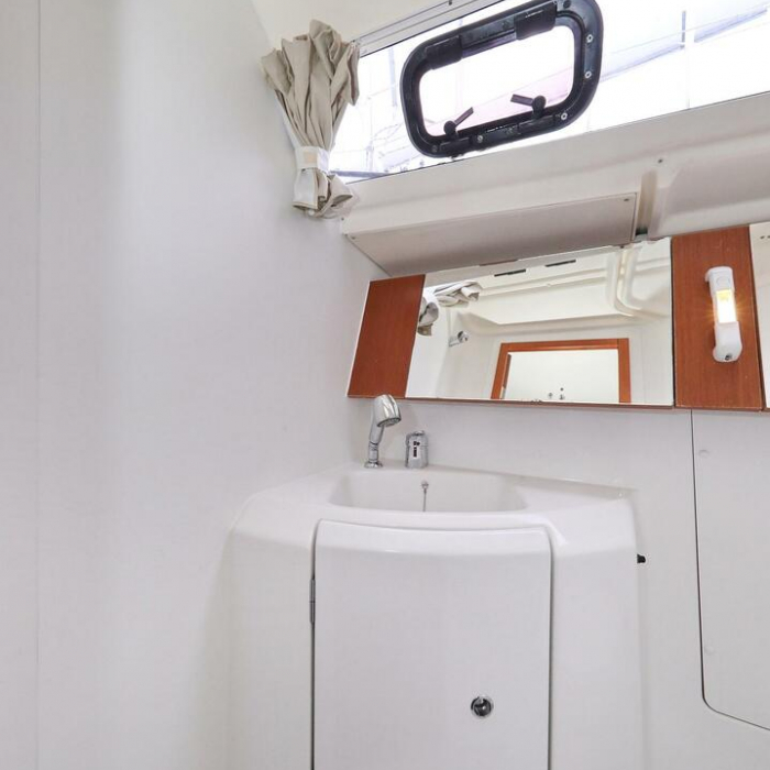 Caprice | Oceanis 34 photo 25