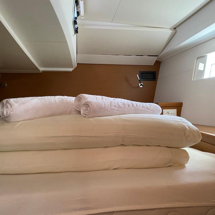 Katrina | Jeanneau 51 photo 13