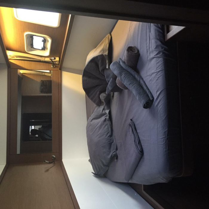 Toja | Lagoon 450 SporTop photo 11