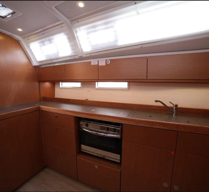 Sail Deneb | Bavaria 46 Cruiser photo 3