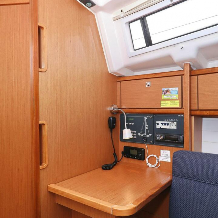 Homeoffice | Bavaria Cruiser 33 photo 36