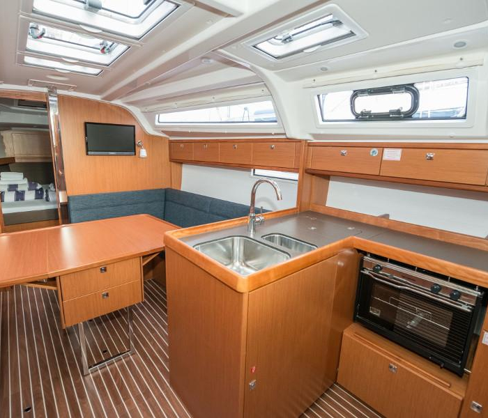 Rea | Bavaria Cruiser 37 photo 25