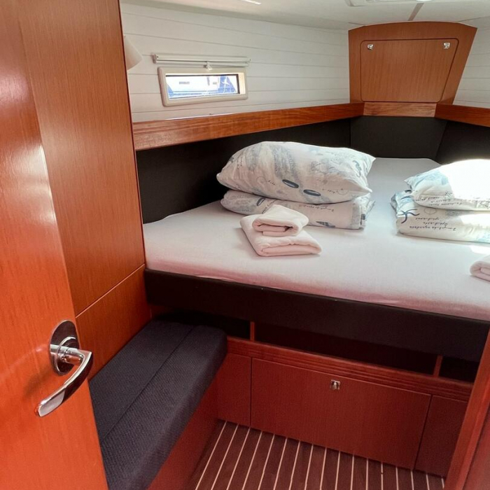 Enja | Bavaria Cruiser 41 photo 8