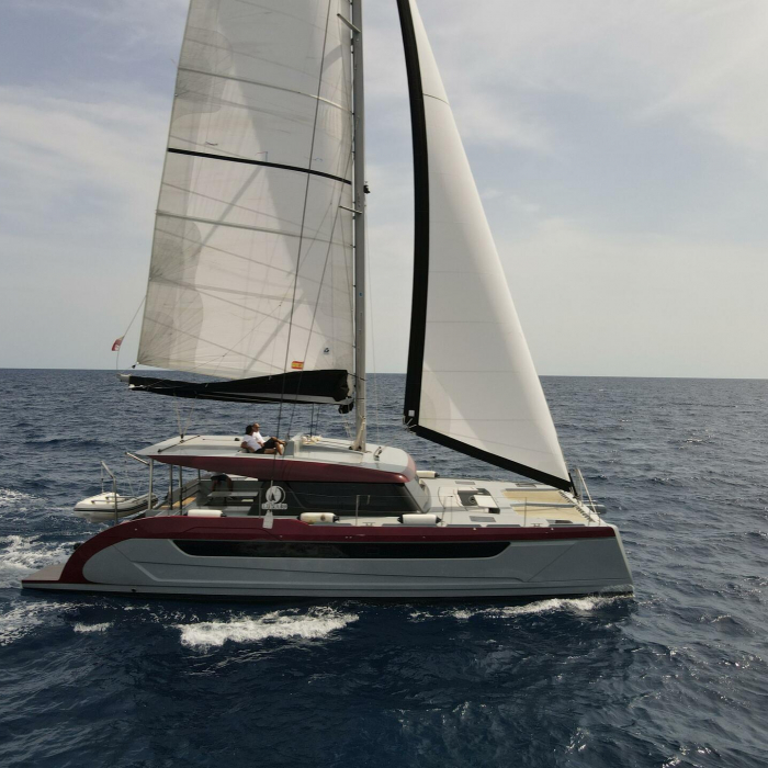 Katamaran | Luna 49 photo 2