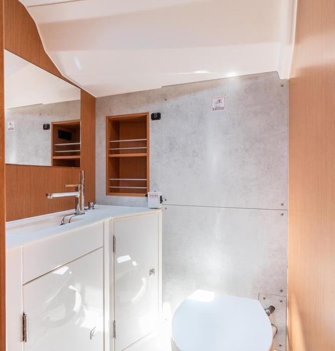 Harmonia | Bavaria C42 photo 45