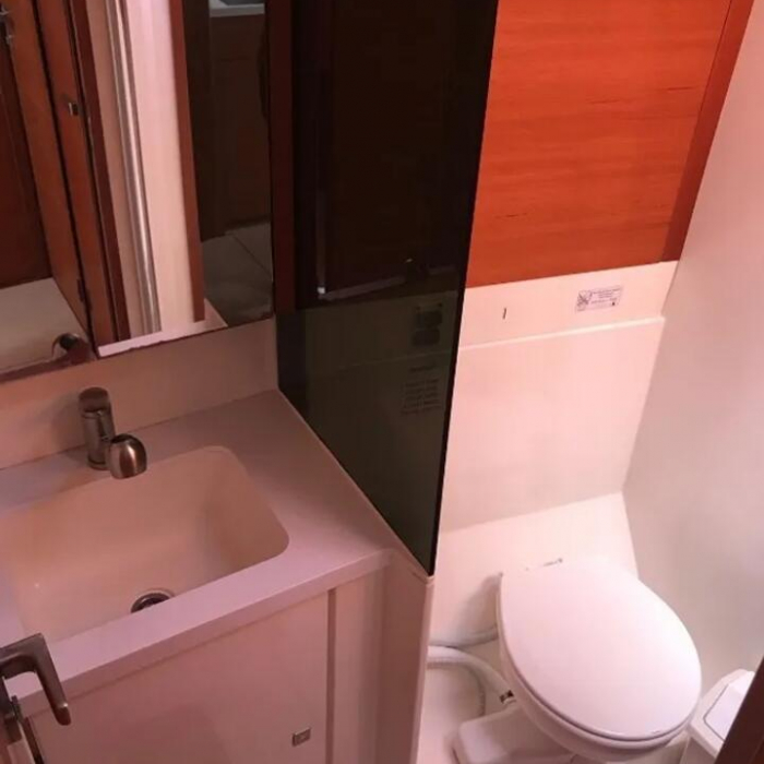 Solid White | More 55 photo 12