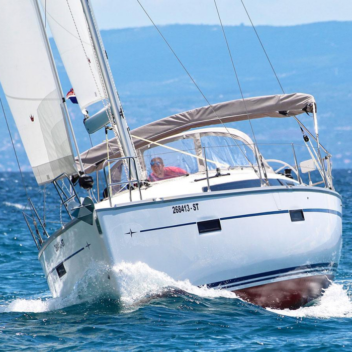 Merara | Bavaria Cruiser 37 photo 5