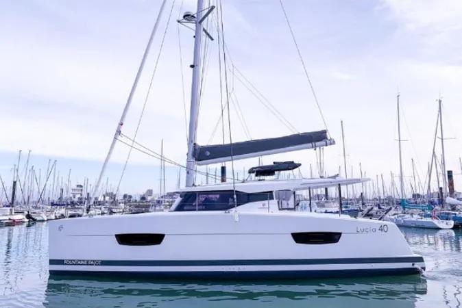 Go Earth 1 | Lucia 40 photo 4