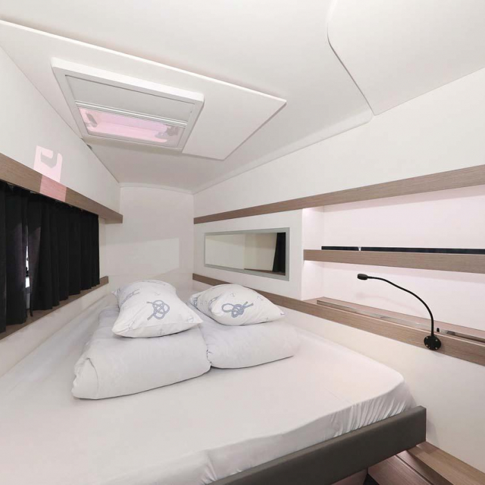 Canopus | Fountaine Pajot LUCIA 40 photo 12