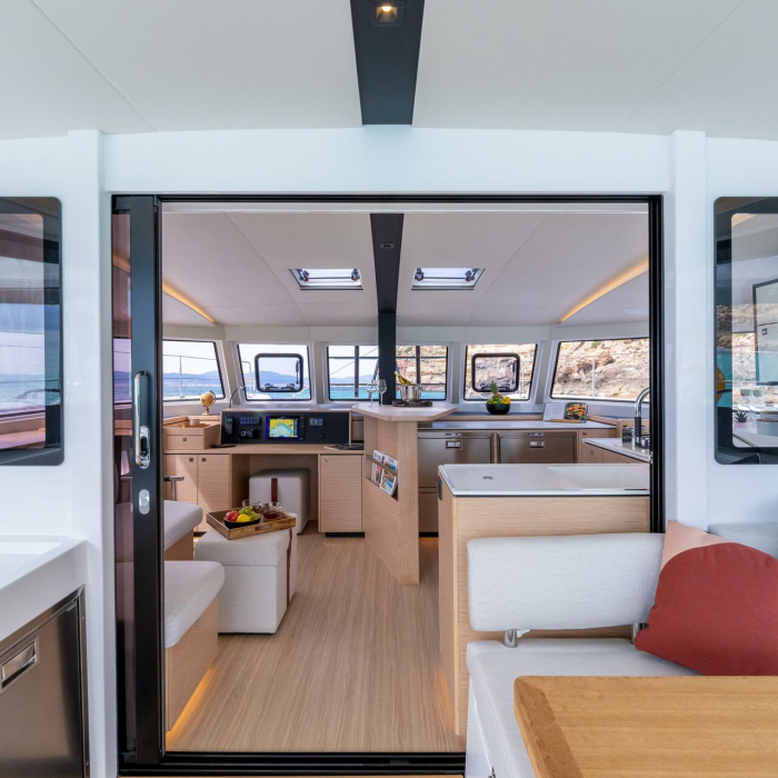 Stella | Nautitech 44 Open photo 12