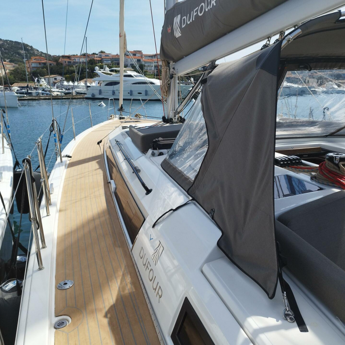 Euphoria | Dufour 470 Owner's version photo 19