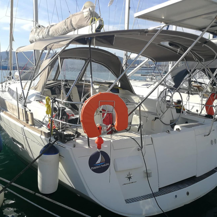 Marina 1 | Sun Odyssey 439 photo 2