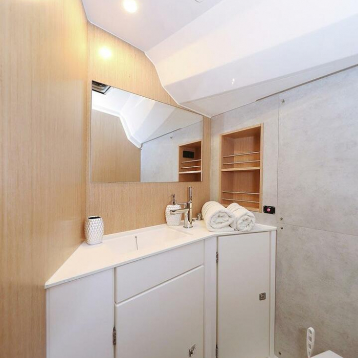 Aldebaran | Bavaria C42 photo 22