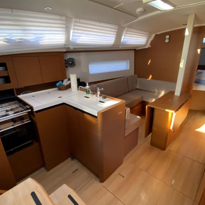 4 elli | Sun Odyssey 380 photo 9