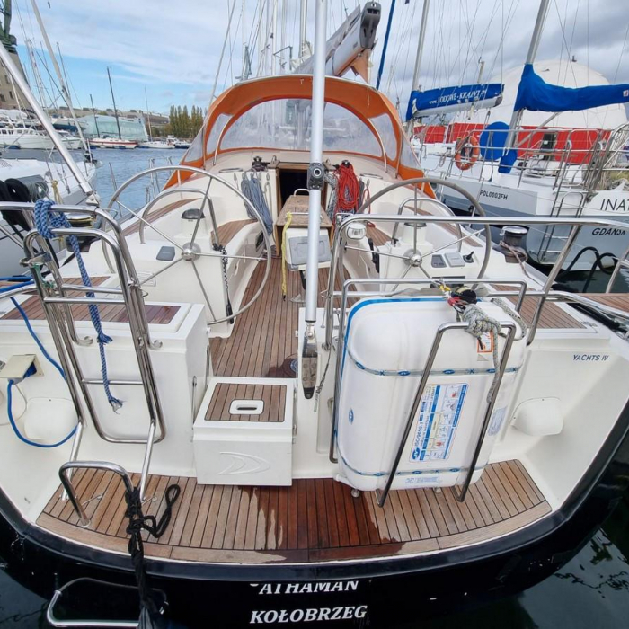 Athaman | Delphia 47 photo 2