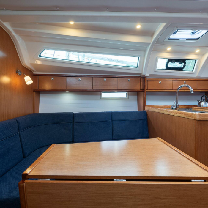 Jack Of London | Bavaria 37 photo 9