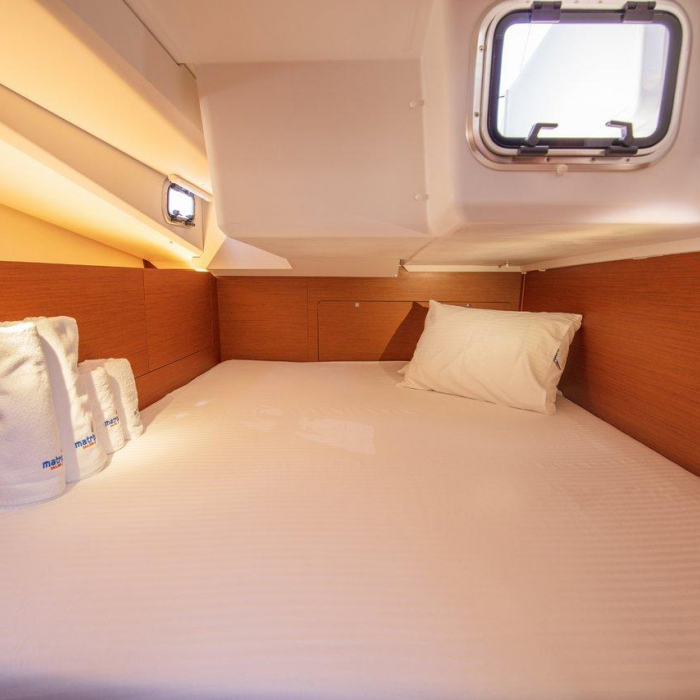 White Rabbit | Sun Odyssey 440 photo 18