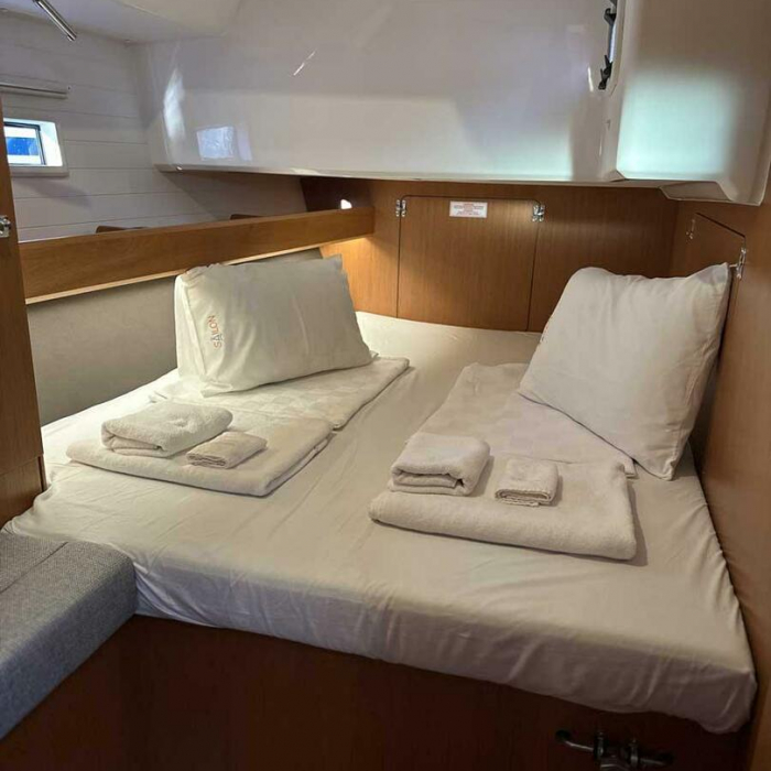 Classy | Bavaria Cruiser 46 photo 12