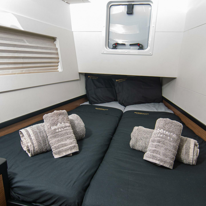 Sol Invictus VIP-equipped | Lagoon 40 photo 69