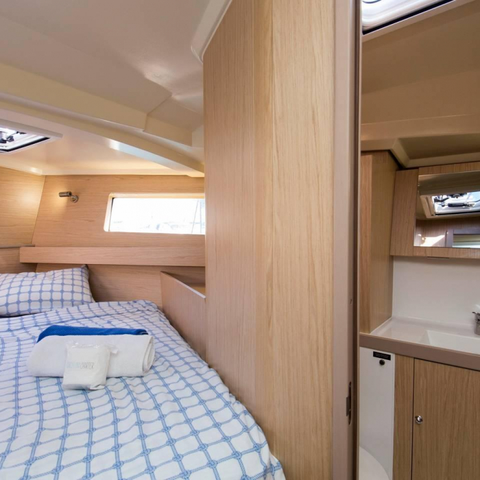 FUGIS II | Oceanis 41.1 photo 7