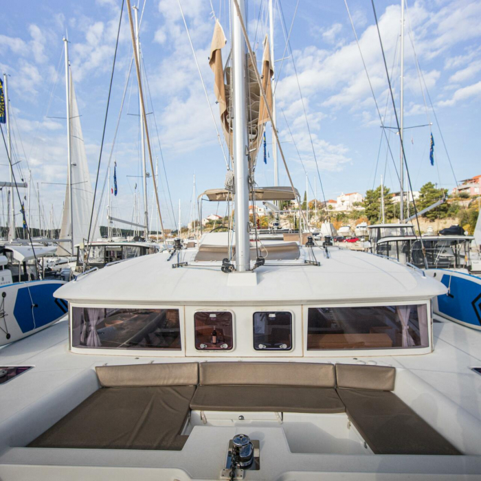 Majestic | Lagoon 450 photo 5