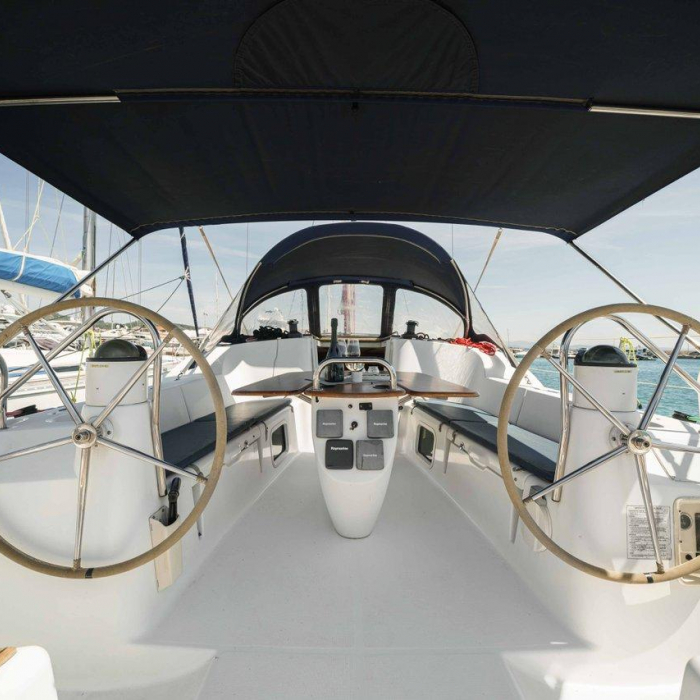 Ema | Sun Odyssey 42i photo 15